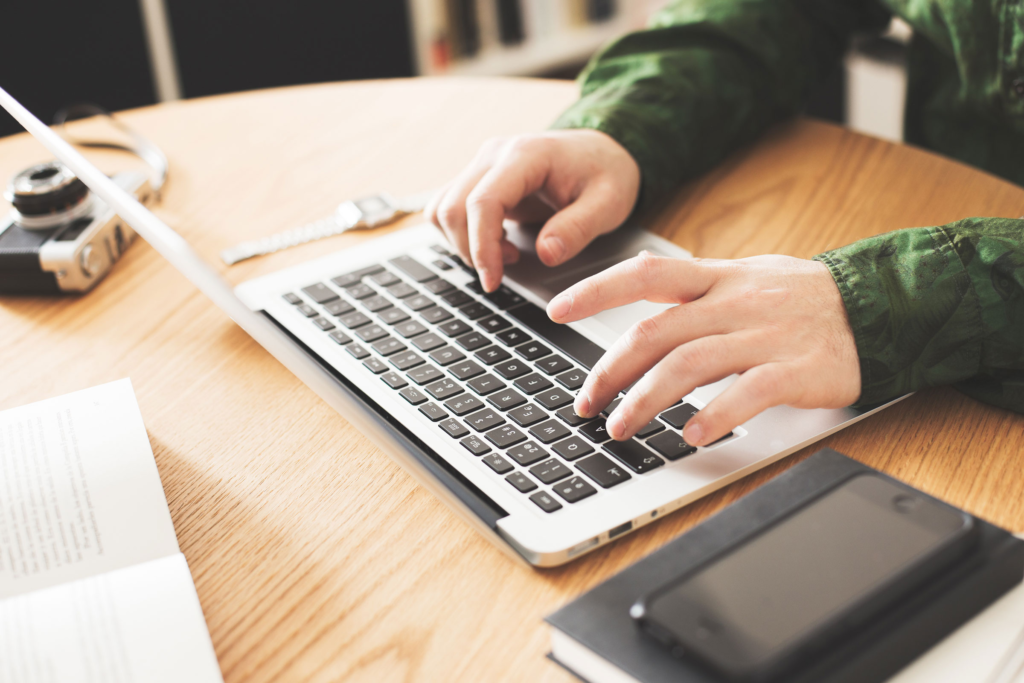 make money as a real estate agent